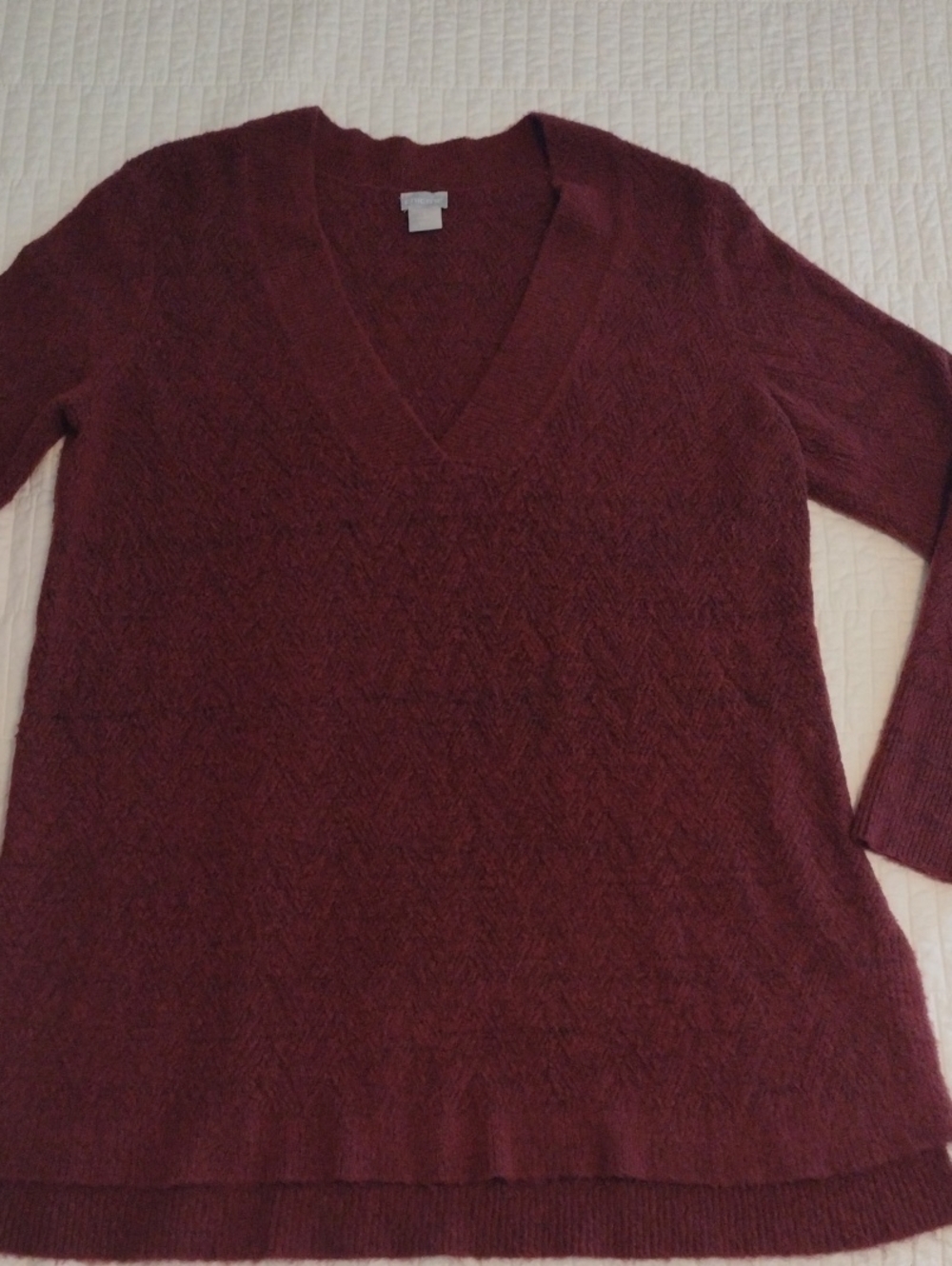 Chico's Sweater Women's L (2) Burgundy Super Soft 5% Wool Blend V Neck Textured